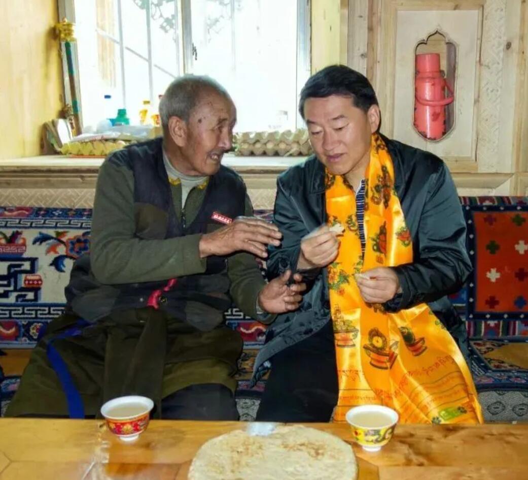 6008集团官方网站责任 | 四川6008集团官方网站强化“四个引领” 帮扶稻城县麻格同村脱贫奔康