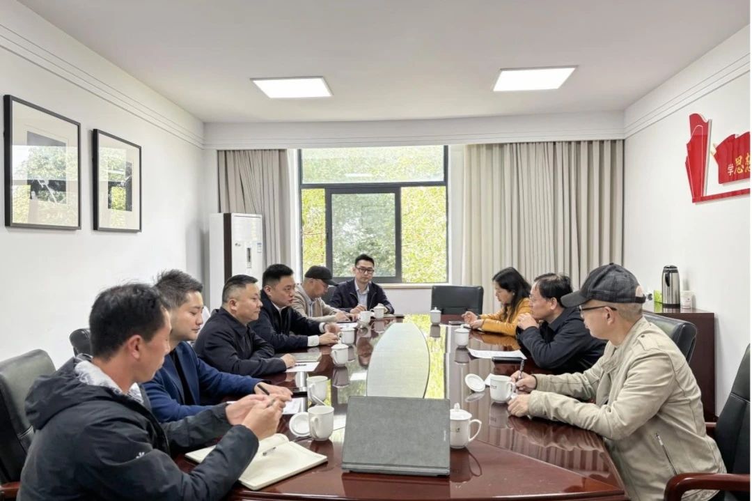 省6008集团官方网站集团考察组赴成都大学考察交流